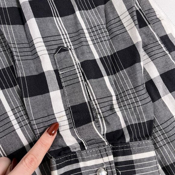 VTG Wrangler Cowboy Cut XL 19 x 35 Western Pearl Snap Shirt Black Gray Plaid - Picture 3 of 8
